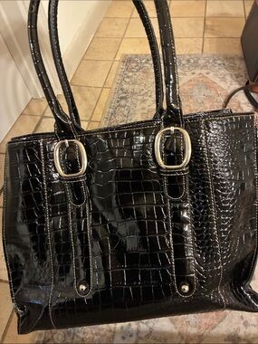 Mondani Black Croc-Embossed Patent Shoulder Tote
